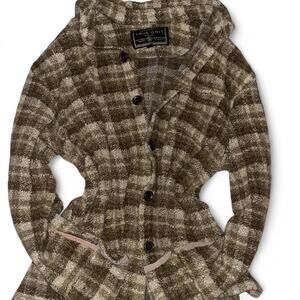 Super cozy true grit plush